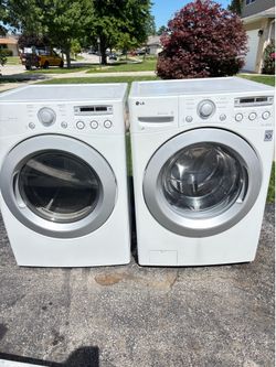 LG washer and gas dryer set