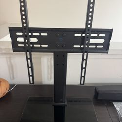 Universal TV Mount 