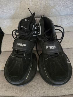 Strength basketball training shoes (size 10)