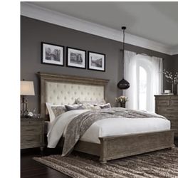 Queen Bed
