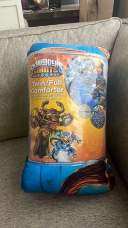 Twin/full comforter skylanders giants