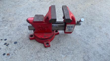 Great Neck MV711 Bench Vise