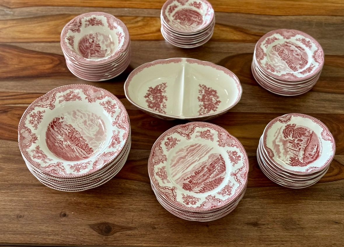 Johnson Brothers Old Britain Castle 49 Piece Set