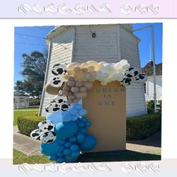spring your Brighten Parties with Colorful Birthday Balloon Displays