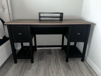 Desk + Chair & Footrest