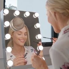iHome Hollywood Pro Makeup Vanity mirror