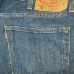 Levis