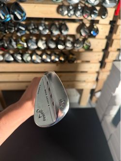 Lefty golf wedge 52