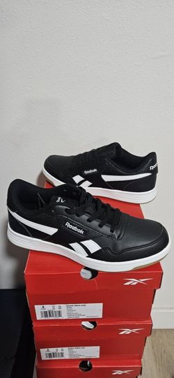 Reebok shoe youth
