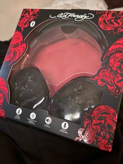 ED HARDY HEAD PHONES