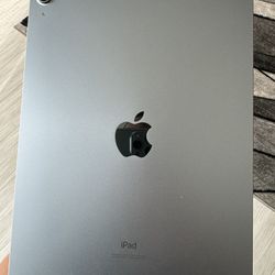 iPad Air 4th Gen - Physically Excellent, But For Repair / Parts