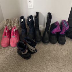 Snow boots Various Sizes