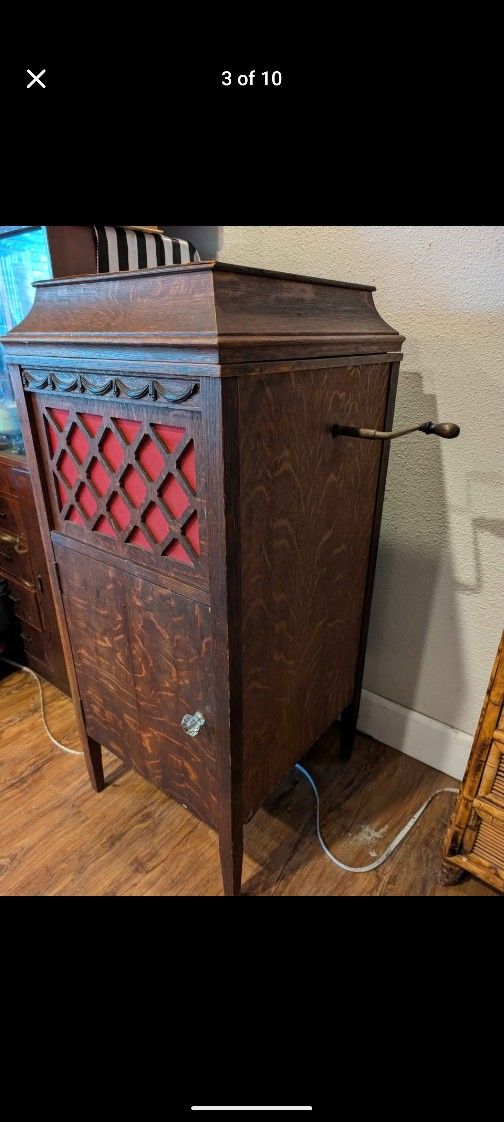 Antique Oak Pathe Phonograph Record Cabinet