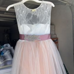 Girl’s Dress