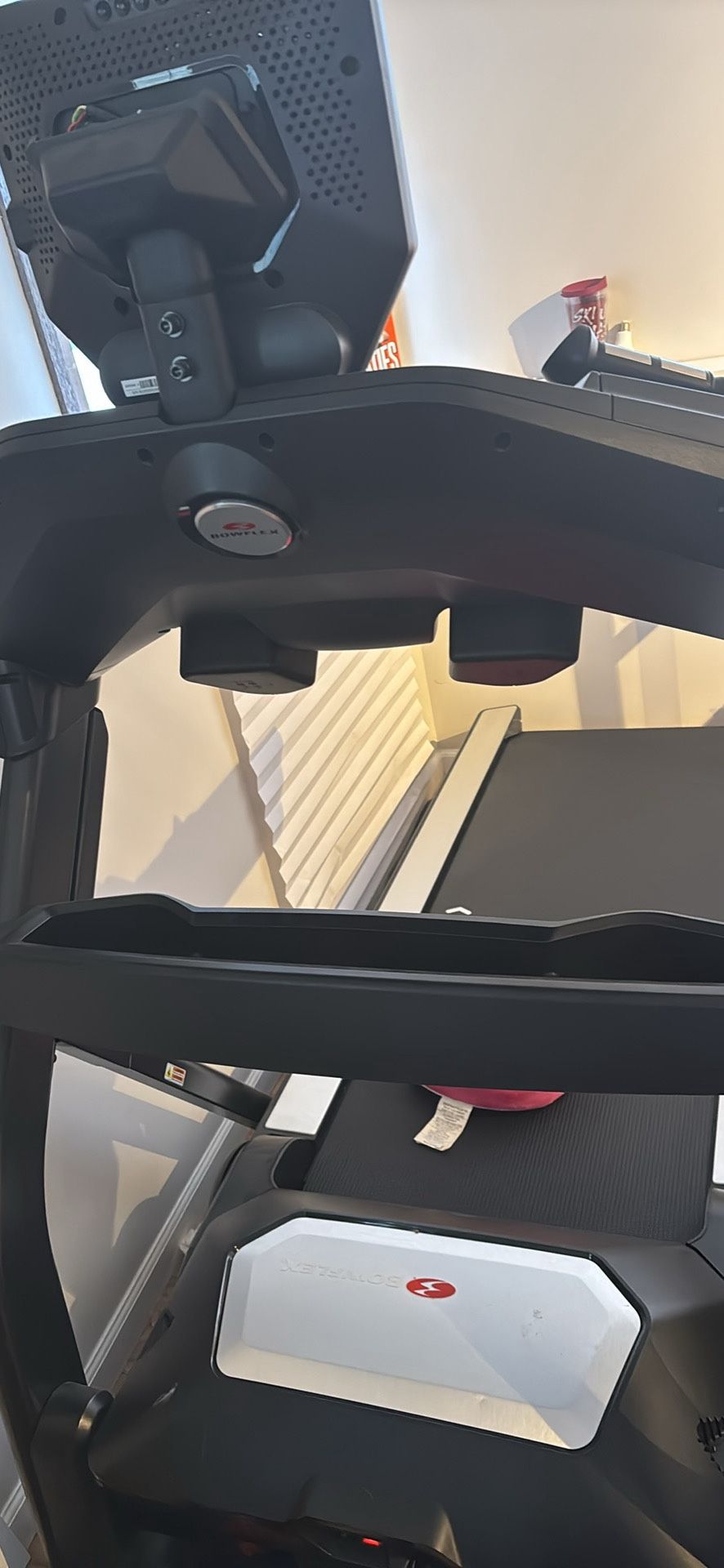 BowFlex Treadmill 10 – Excellent Condition