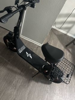 Electric scooter