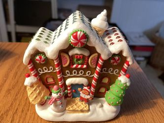 Hallmark Merriest House In town Ornament