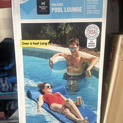 Members Mark Deluxe Pool Lounge Over 6’ Long Brand New In Box 