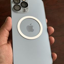 iPhone 13 Pro Max  , Factory Unlocked,  Excellent Condition Like New 