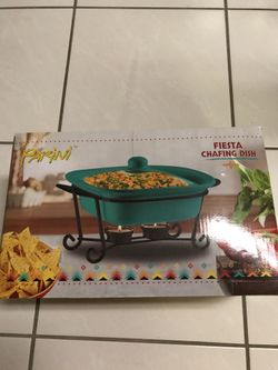 Brand new chafing dish