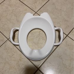 Entrenador Para Niño  $5.00Like New 