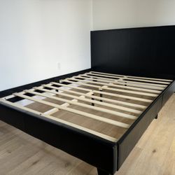 Brand New Queen Size Platform Bed With Plush Mattress (Free Delivery)