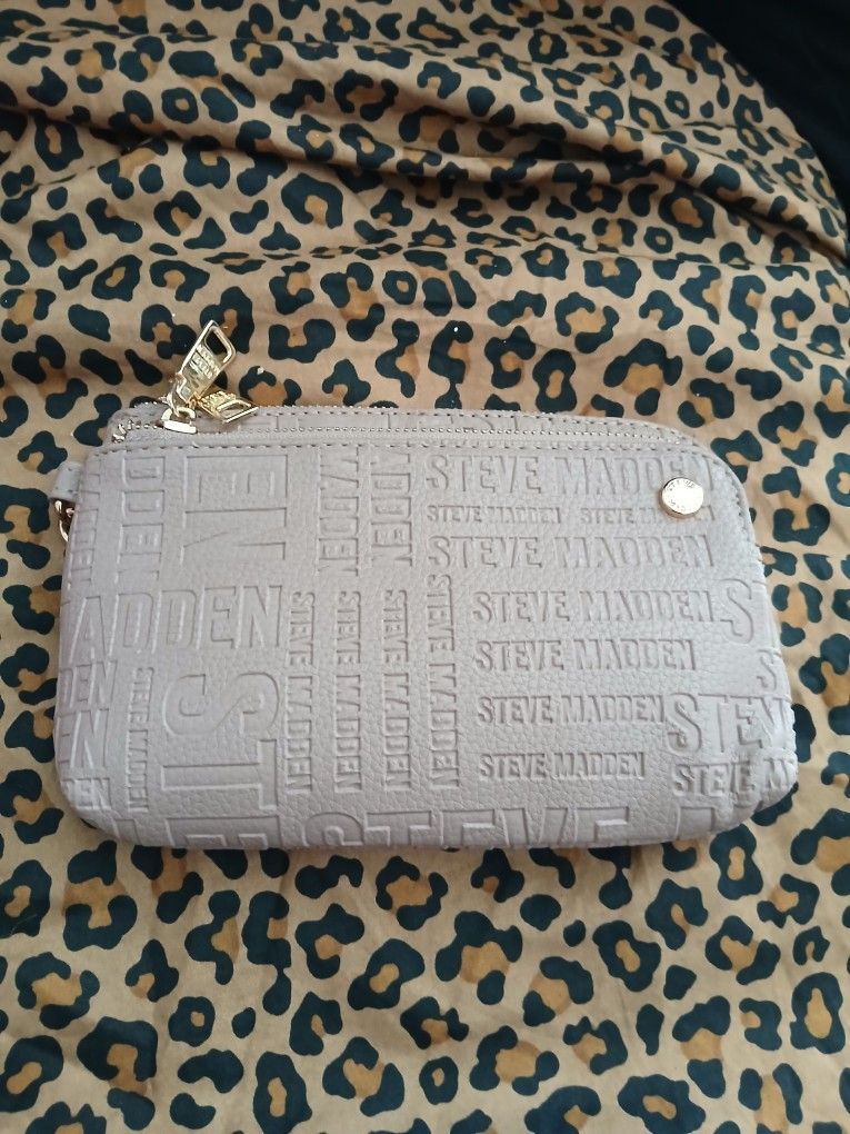 Steve Madden WRISTLET Purse