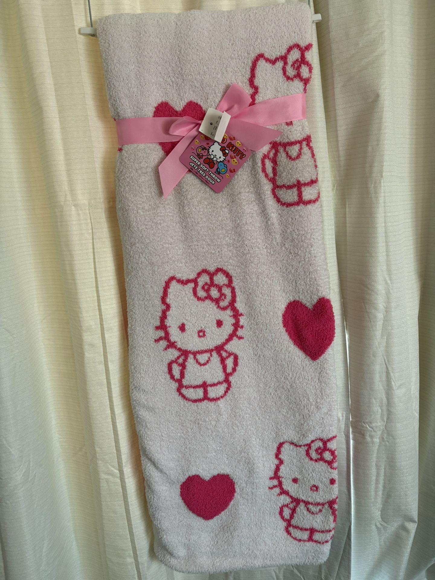 Hello Kitty Blanket