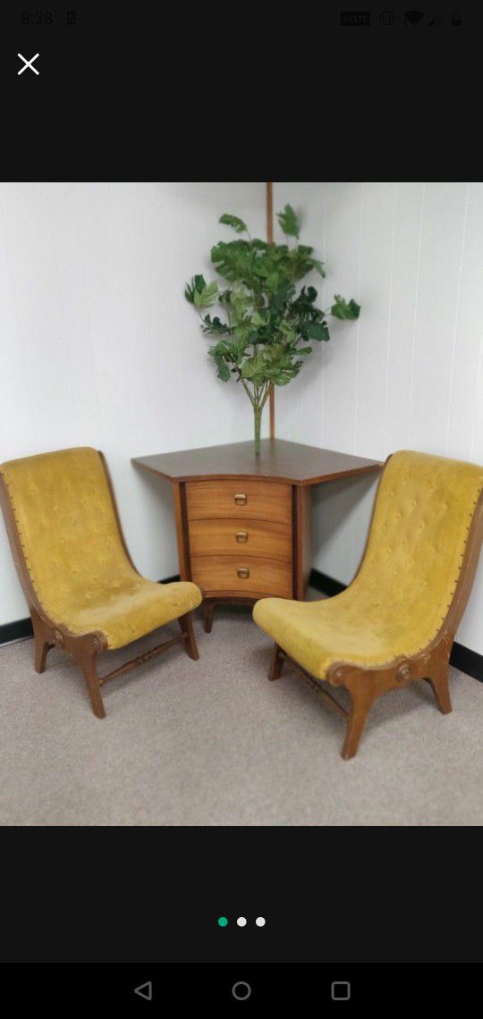 Antique Table And Chairs Set 