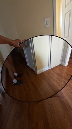Large round mirror  $50