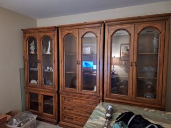 Three-Piece Lighted Display / Curio Cabinet Set