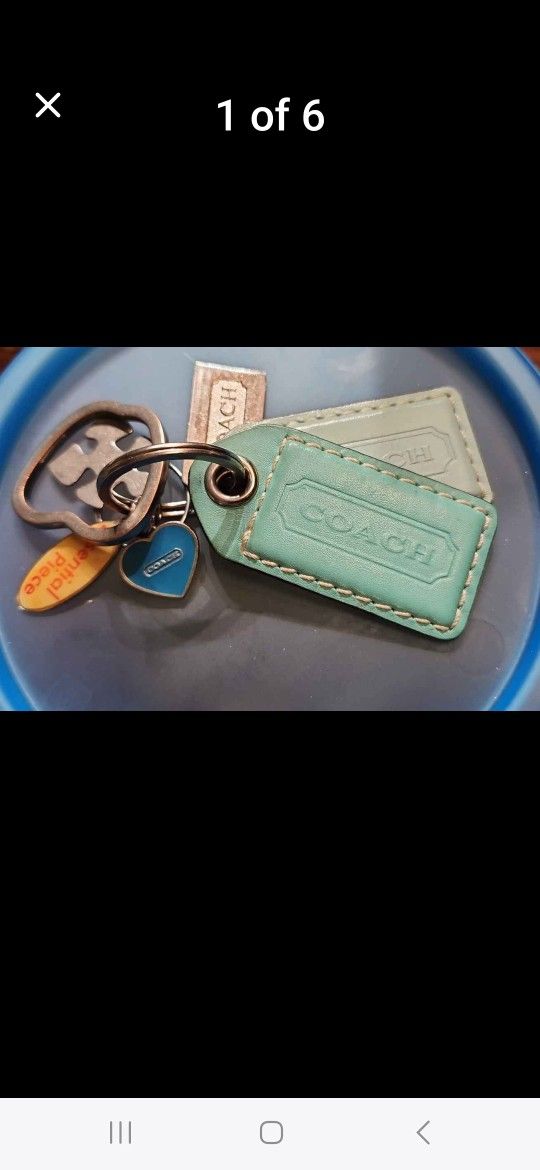 coach tags