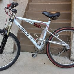 Santa Cruz Heckler Mountain Bike for Sale in Costa Mesa CA