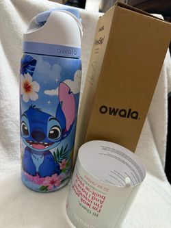 Owala FreeSip 32oz Stitch Water Bottle