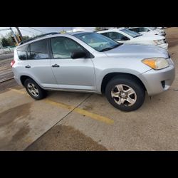 Toyota Rav4  2011