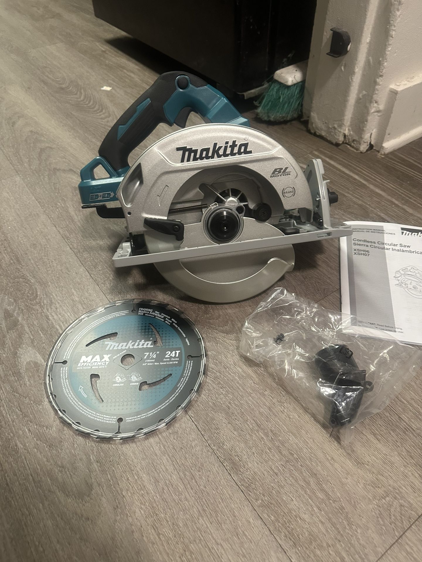 Makita 7 1/4 Saw