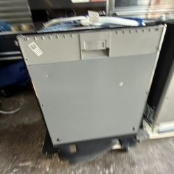 🔥 Thermador Star Sapphire DWHD661EPR – Custom Panel Ready New – Today’s Price: $1,299  ✨ Delivery and installation available ✨ Fully integrated 24” s