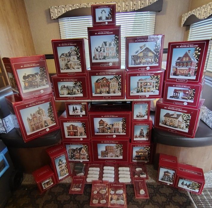 St Nicholas Square 2007 Scenery Collection