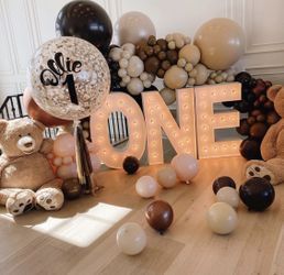 Balloon arch garland jumbo letters numbers