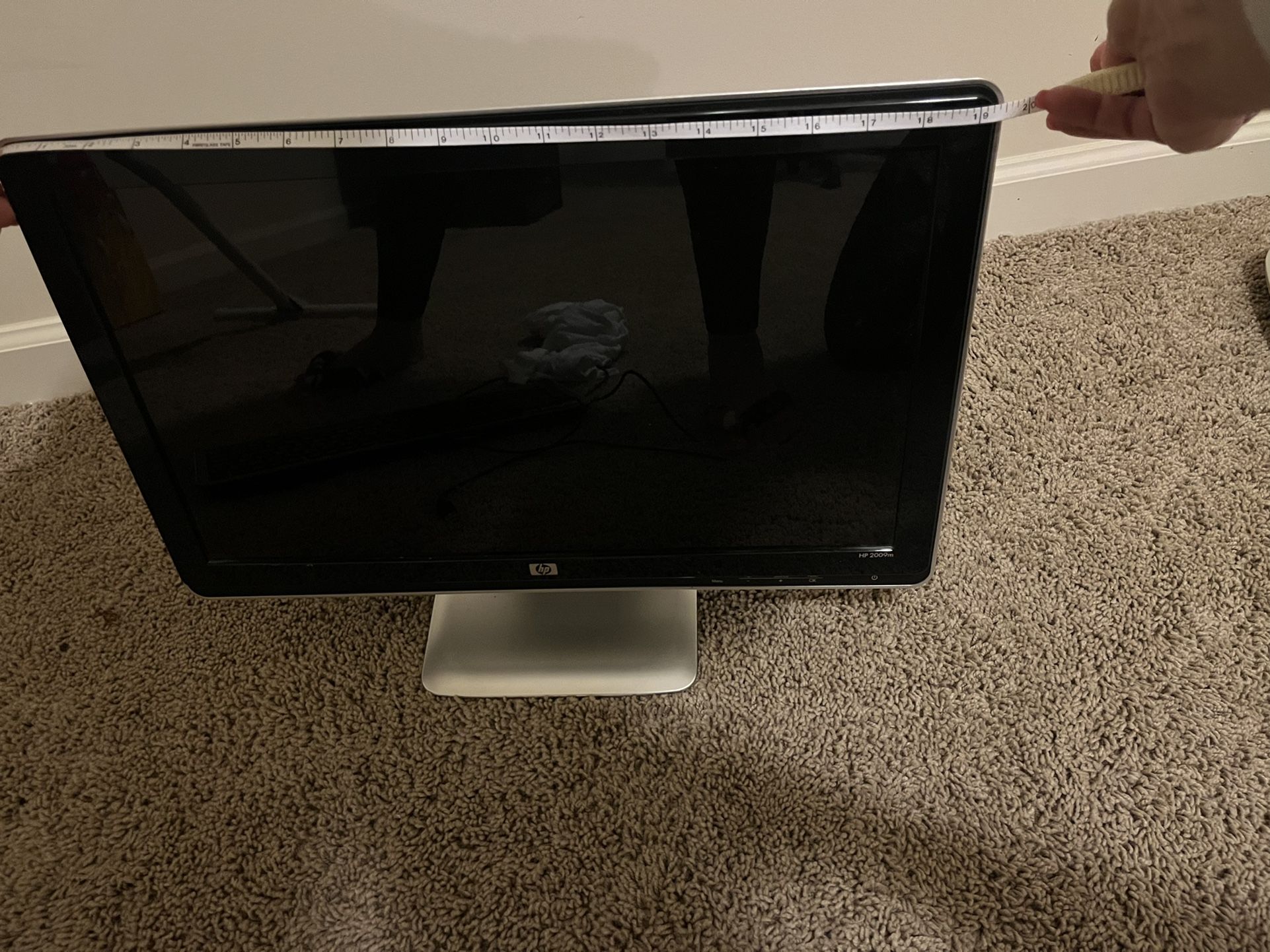 HP Monitor ,  keyboard , Computer mouse , and Desktop camera