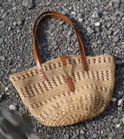 Metal Logo Braid Straw and Leather Tote Bag Shopping Bag Shoulder Handbag Regular Women Khaki/Brown