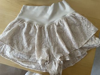 Aerie Offline Beige Lace Skort (small)