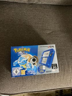 Nintendo 2DS Pokémon Blue Version (RARE)