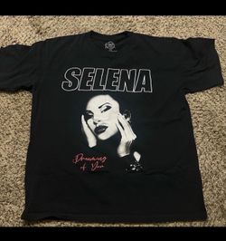 Selena Tour Tee Large