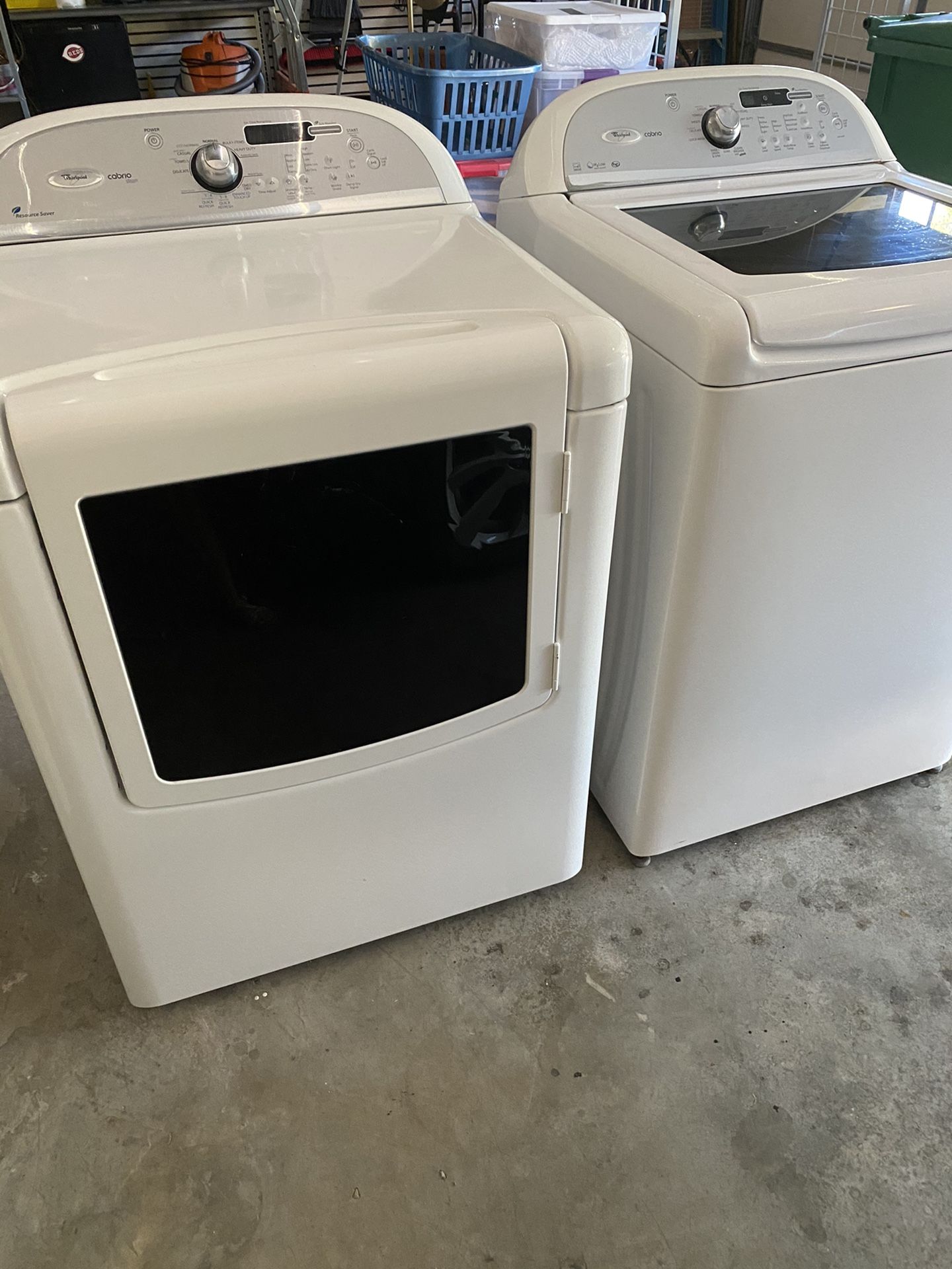 White Whirlpool he top load washer/dryer combo