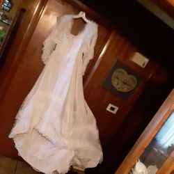 Wedding Dress Val And Gloves Very Good Condition Size Small To Medium  Thumbnail