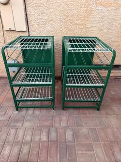 2-display racks for storage use