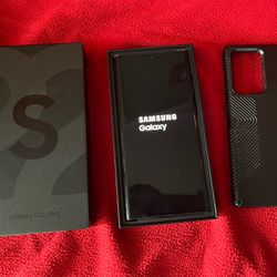 Samsung Galaxy S22 Ultra Like New