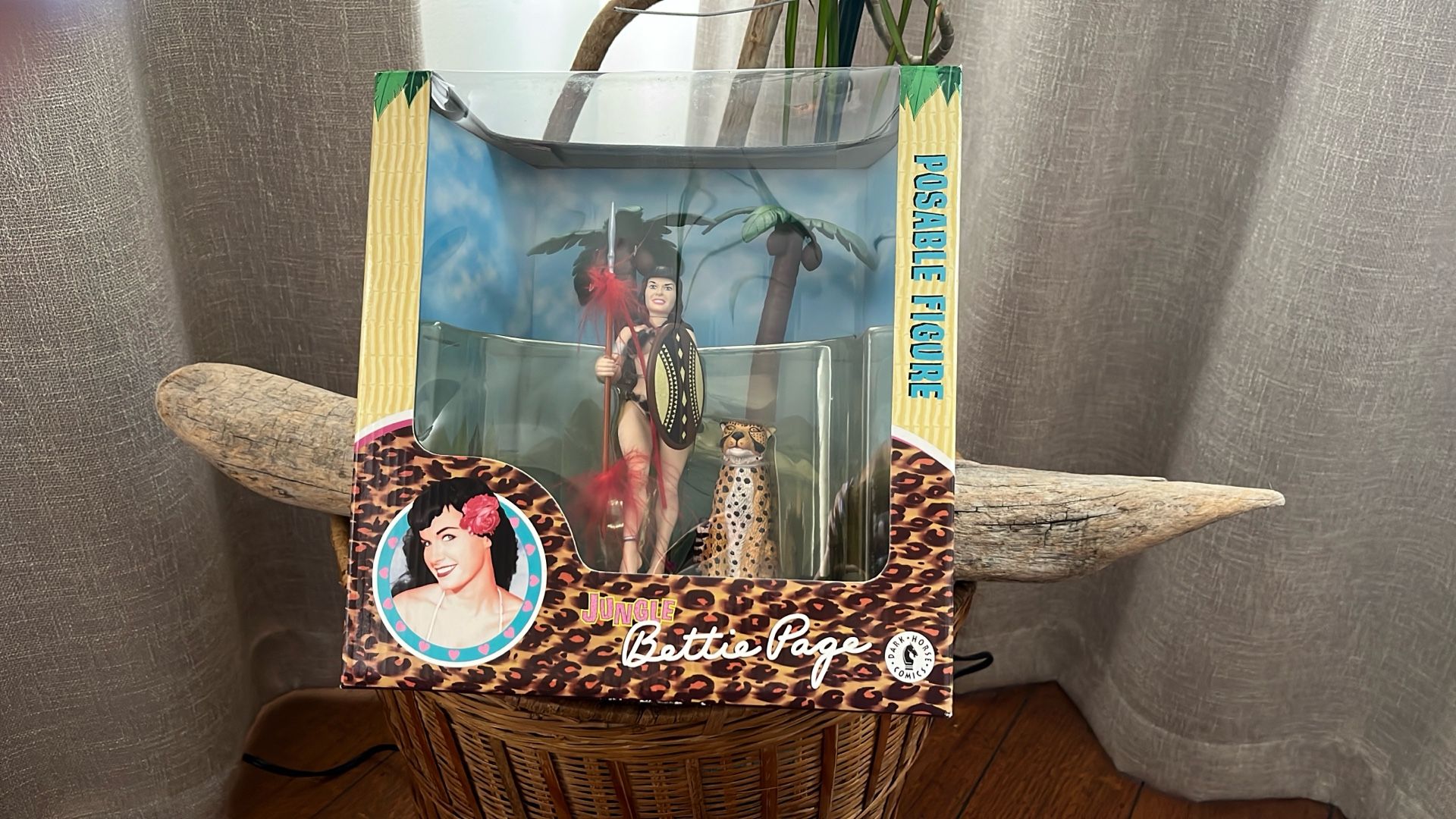 Jungle Bettie Page Posable Figure 2000