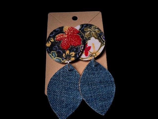 Cute flower / Jean earrings